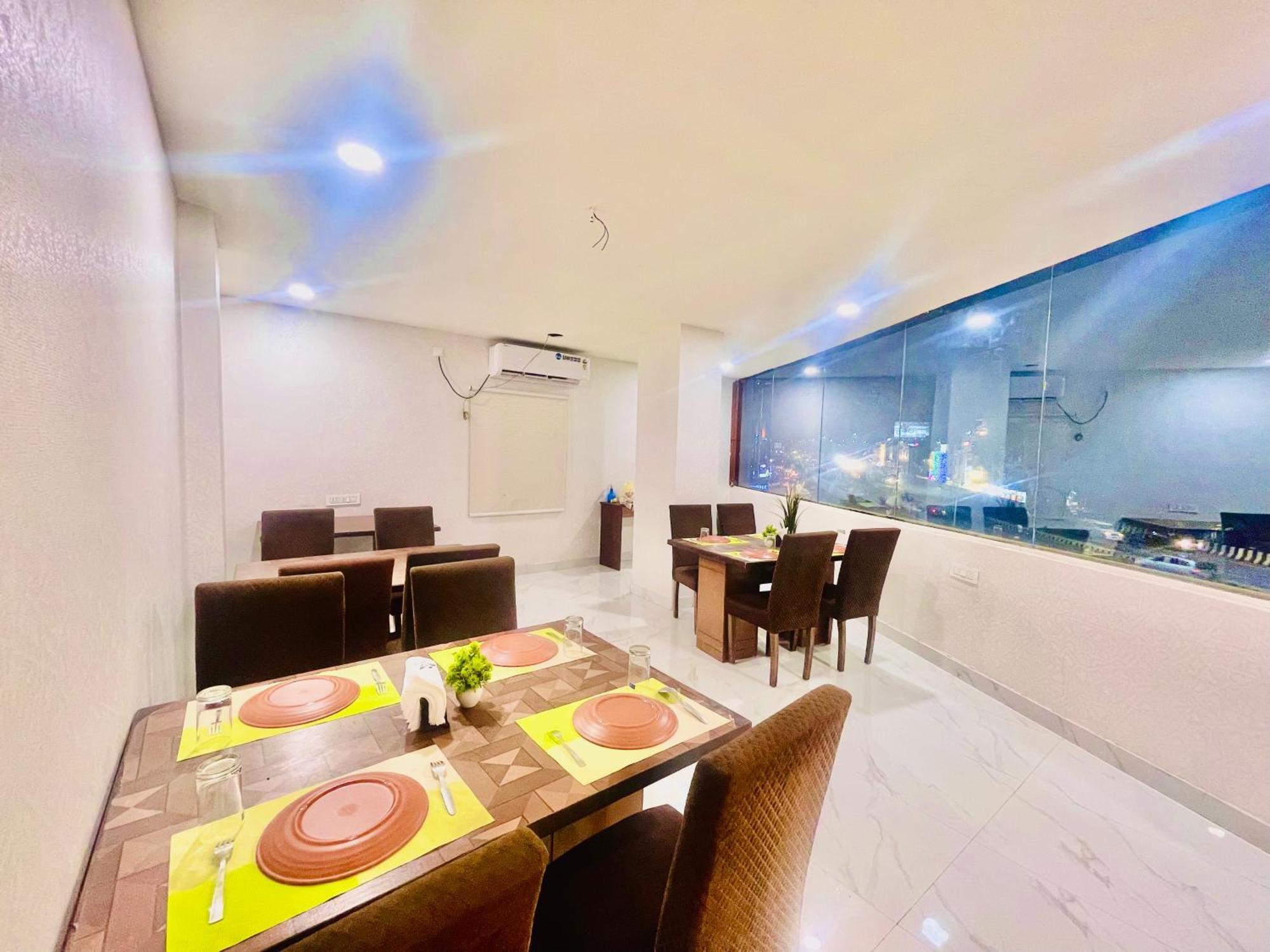 Hotel Eagle Grand Hyderabad Airport Zone Шамшабад Екстериор снимка