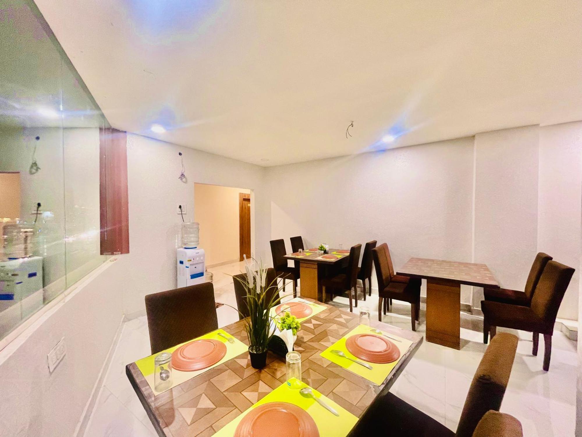 Hotel Eagle Grand Hyderabad Airport Zone Шамшабад Екстериор снимка