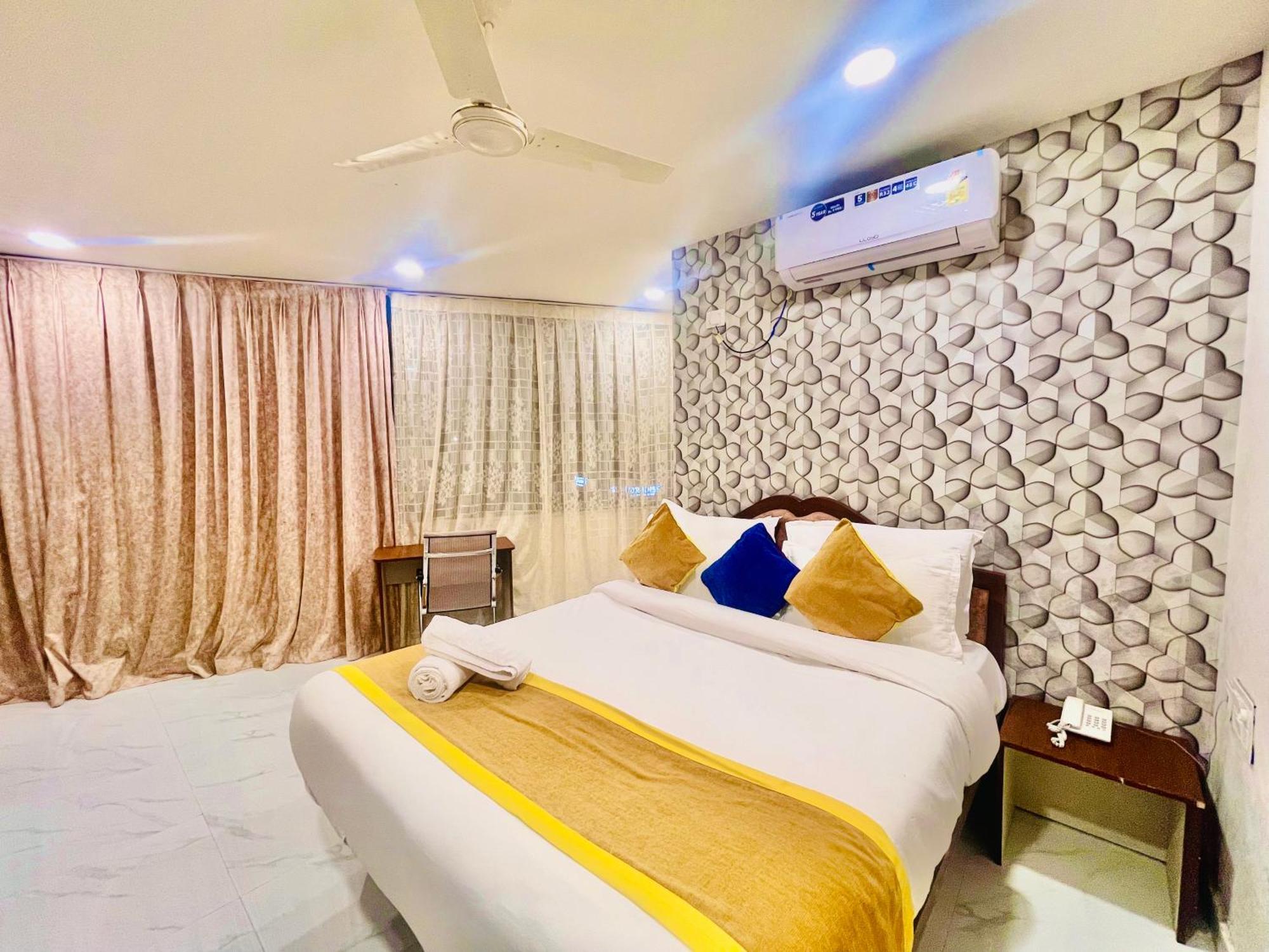 Hotel Eagle Grand Hyderabad Airport Zone Шамшабад Екстериор снимка